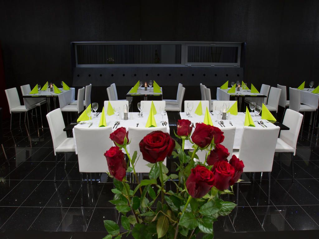 Ea Hotel Tereziansky Dvur Hradec Kralove Exterior photo