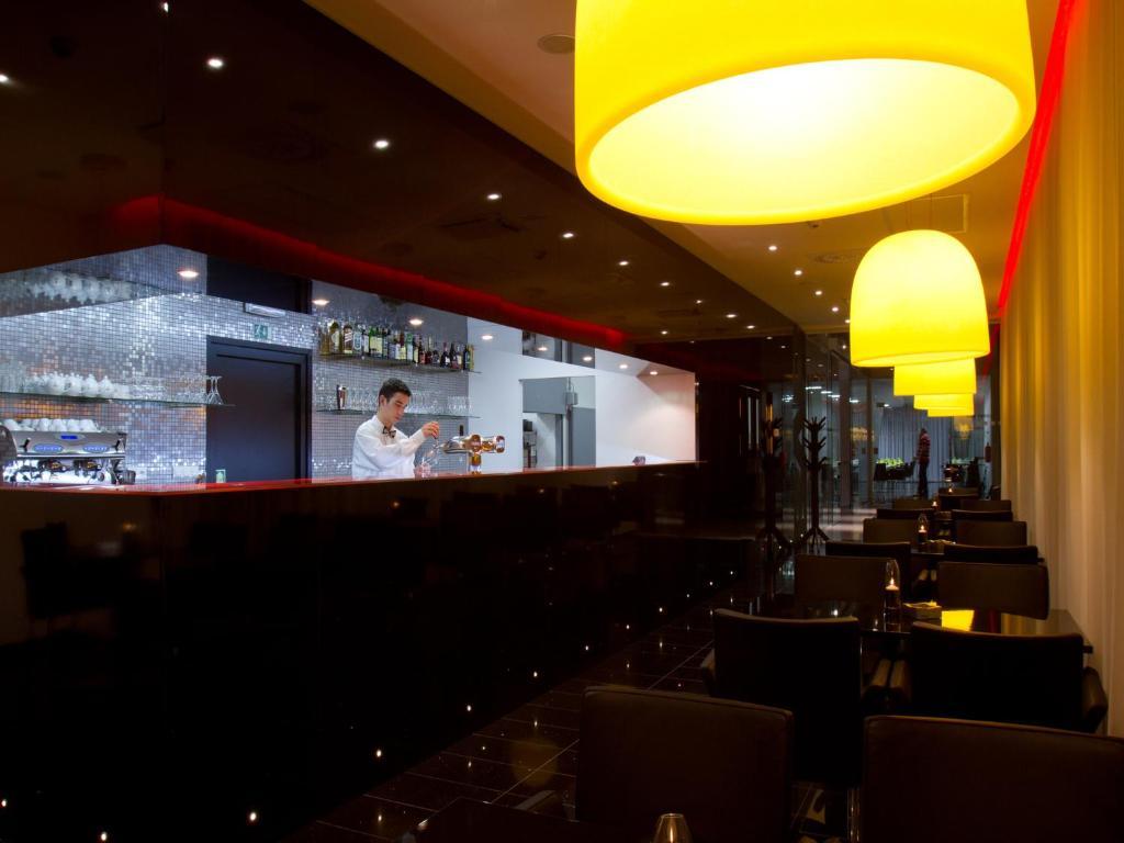 Ea Hotel Tereziansky Dvur Hradec Kralove Exterior photo